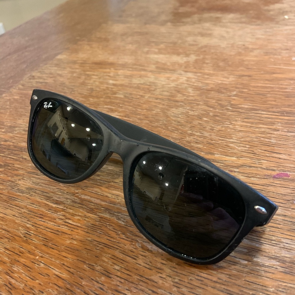 Rayban wayfarer sunglasses